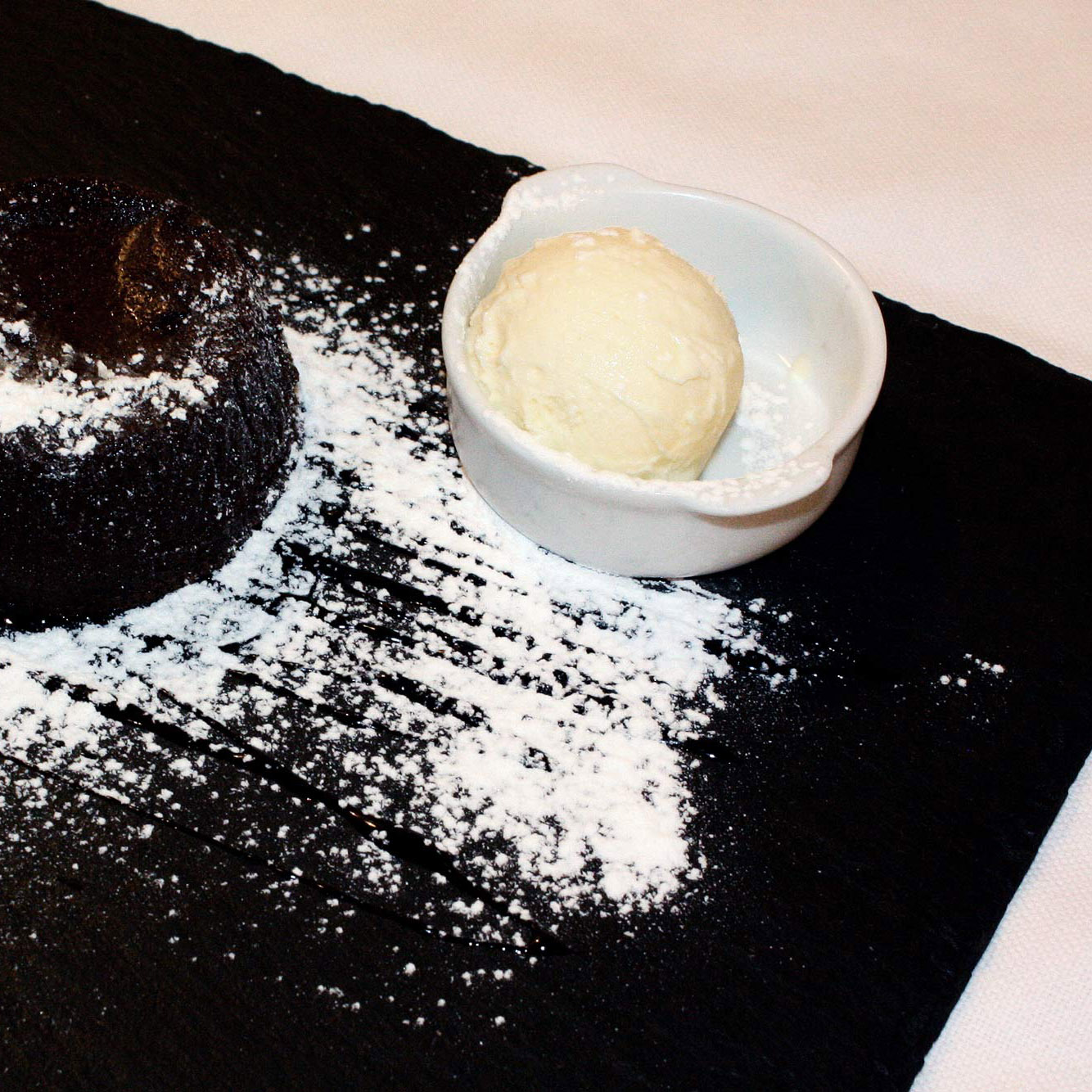 piatti-dolce-le-rune-tortino-cioccolato